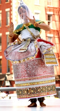 Erasing Borders: Festival of Indian Dance - Outdoors 2011