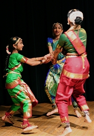 IAAC DANCE FESTIVAL - 15 APR MANGOTRIO