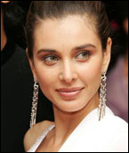 LISA RAY